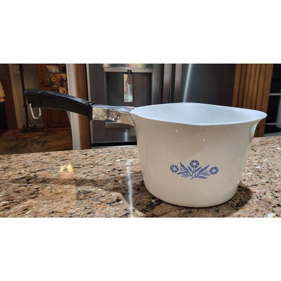 Vintage Corning Ware Blue Cornflower 2 Qt Sauce Maker with Handle Rare Discont. - Picture 13 of 16